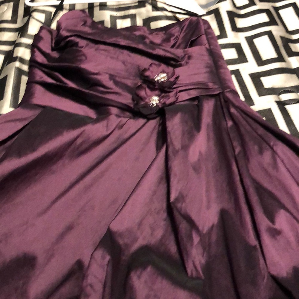 Lazaro silky taffeta dress size 14. Never worn.